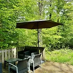 בקתה Boseend Ardennen, *