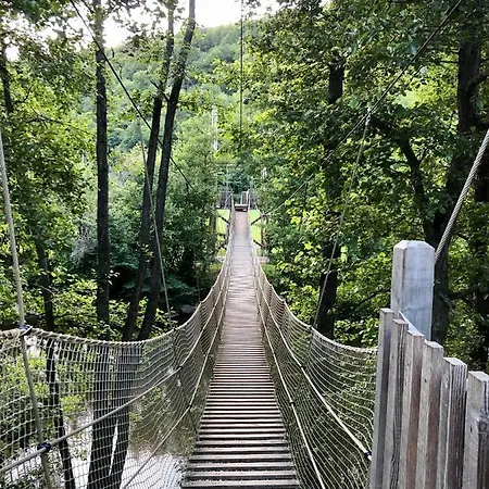 Boseend Ardennen, * Durbuy