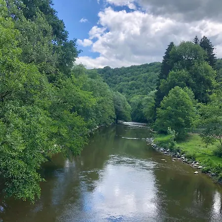 Boseend Ardennen, * Durbuy