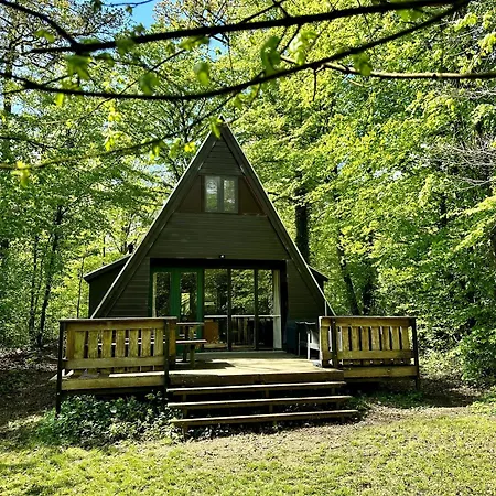 Boseend Ardennen, * Durbuy